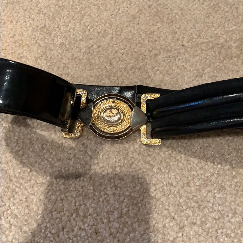 Vintage statement belt. Leather and suede. Size 0